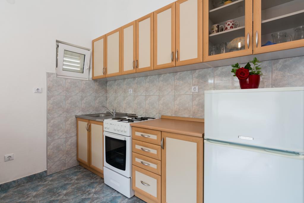 Apartments Mirko Vinisce Room photo